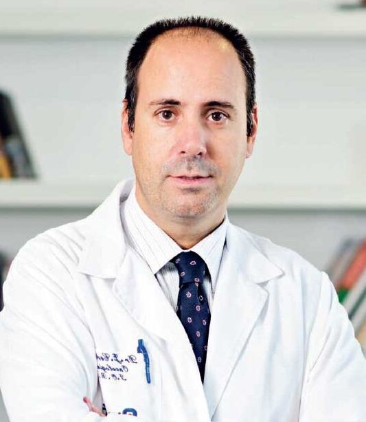 Doutor dermatólogo Tiago Pereira Pessegueiro